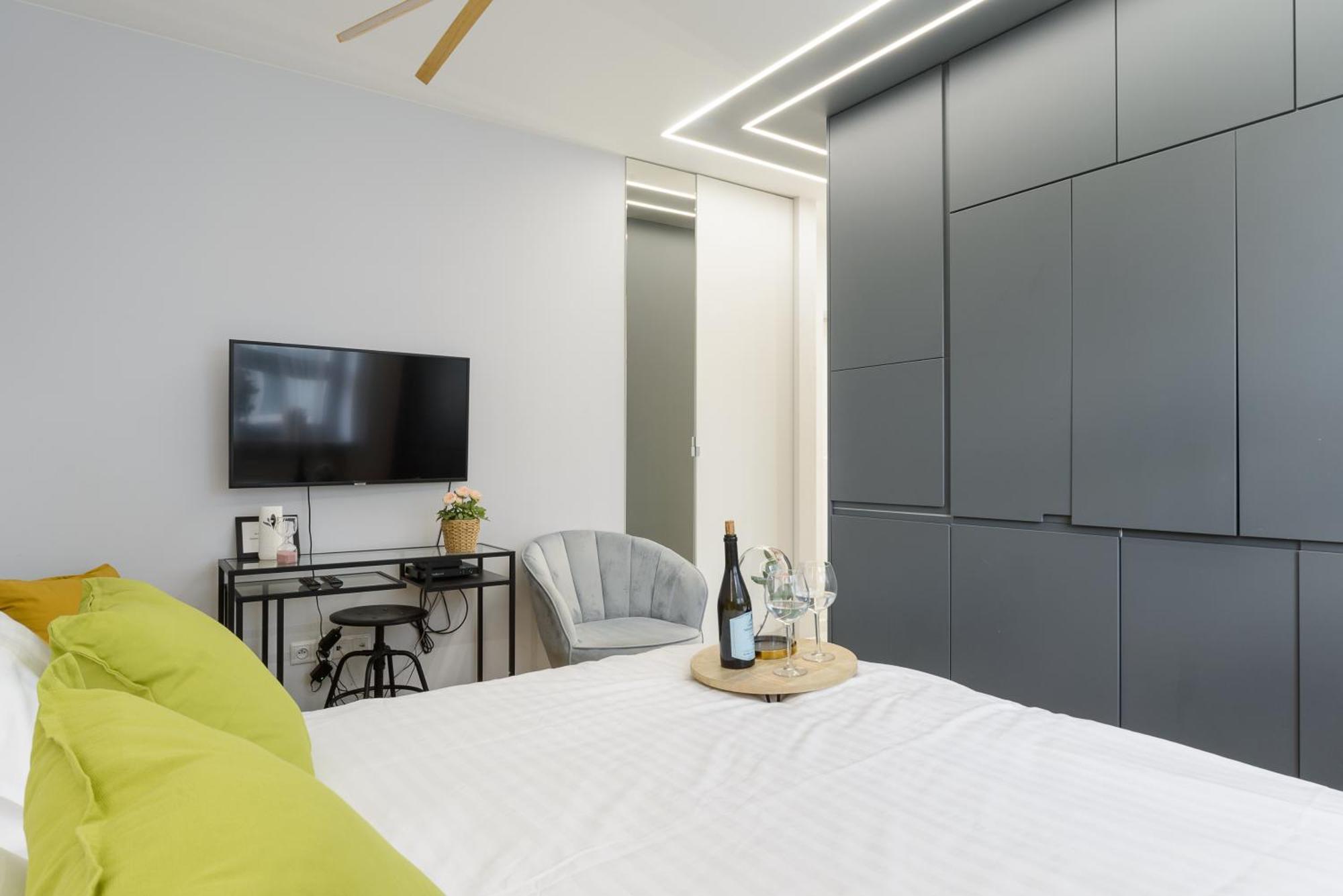 Lumina Modern Studios Rondo Onz Варшава Экстерьер фото